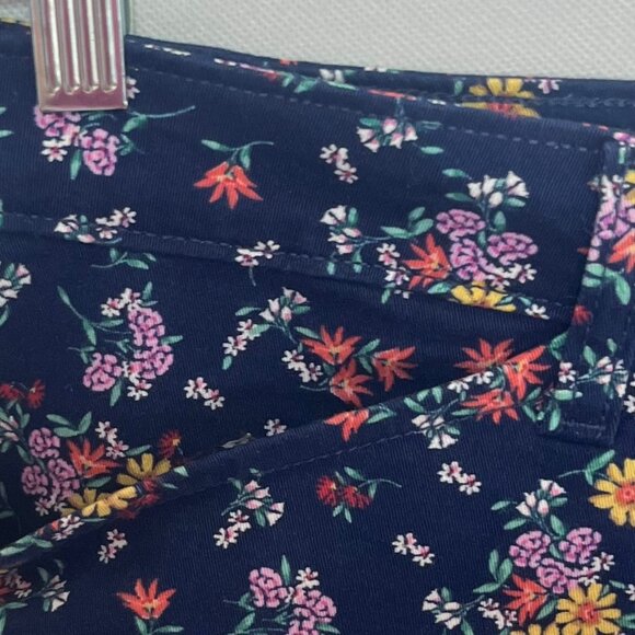 St Johns Bay Floral Shorts Womens 12 Blue New 5" Mid Rise Summer - Picture 6 of 15